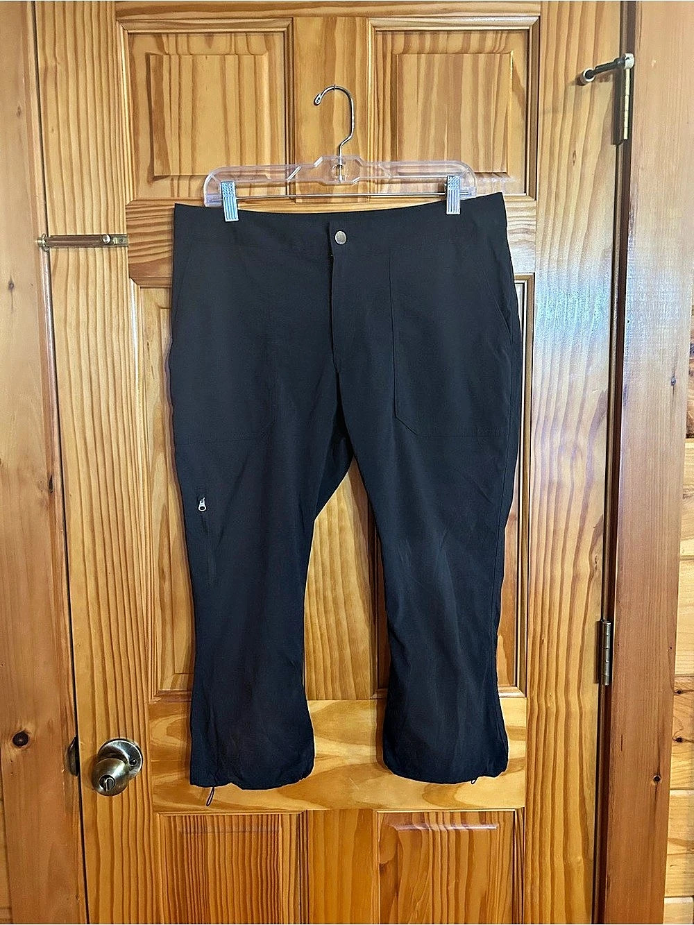 Columbia Women's Capris in Black Size 10